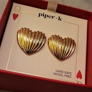 Piper K Heart Scalloped Textured Earrings BNIB TL